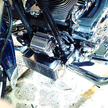 Load image into Gallery viewer, Ultra Cool Harley Davisdon Reefer Black 2009-2016 3.0 Dual Fan Assisted Below Regulator Mount Oil Cooler