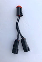 Load image into Gallery viewer, UltraCool RFB-Y126 4-Pin Dual Accessory Electrical Connector for Harley Davidson Touring Models 94-16, All M8