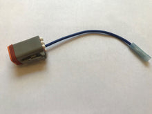 Load image into Gallery viewer, 6 Pin UltraCool Plug Connector for all Harley Davidson Sportsters from 2014 to current, Dyna 2012 to 2017 & Softails from 2011 to 2017. UltraCool SMB-127.