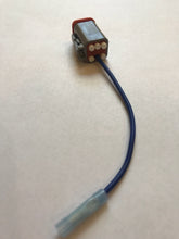 Load image into Gallery viewer, 6 Pin UltraCool Plug Connector for all Harley Davidson Sportsters from 2014 to current, Dyna 2012 to 2017 & Softails from 2011 to 2017. UltraCool SMB-127.